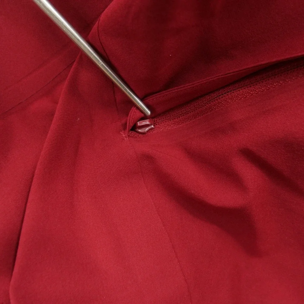 lululemon athletica zippers are